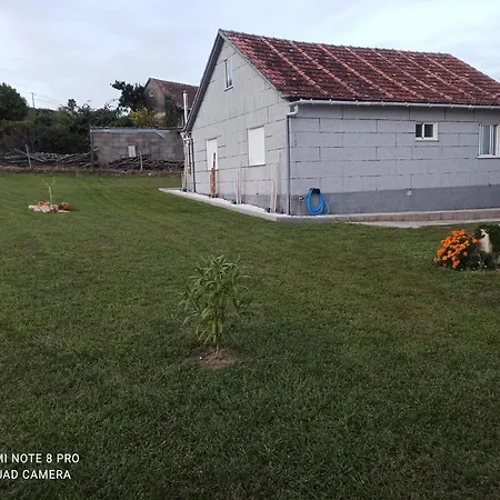 Eido Do Avelan Ferienhaus *